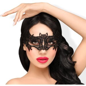 Elegante Maske im Fledermausdesign