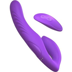 Umschnalldildo „Her Ultimate Strapless Strap-on“, in jede Position biegsam.