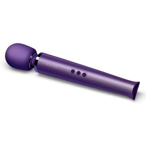 Massagestab „le Wand“ mit 20 Vibrationsmodi in 10 Intensitäten